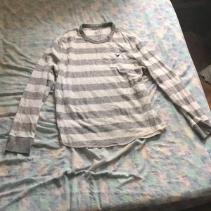 This item is a long sleeve shirt
